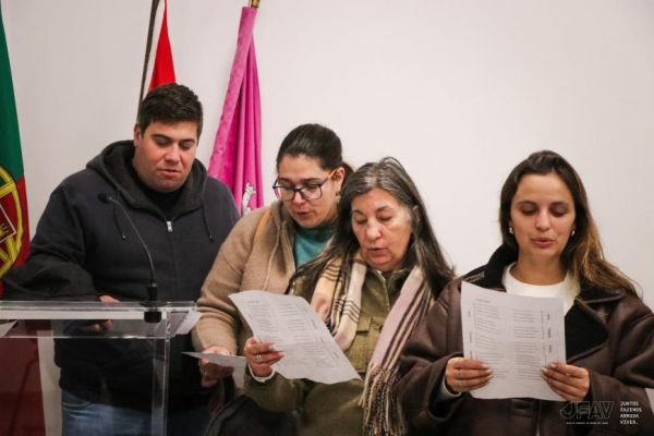 Cantaram-se as Janeiras na Junta de Freguesia
