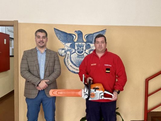 Executivo e Bombeiros de Arruda em contacto permanente