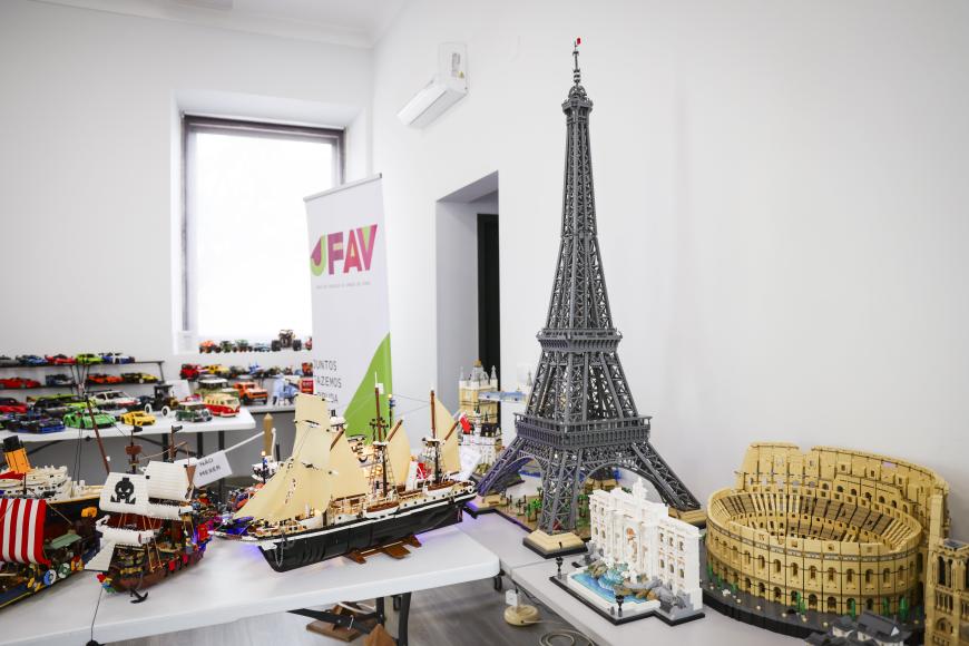 Exposi&ccedil;&atilde;o LEGO - um sucesso com mais de 300 visitantes